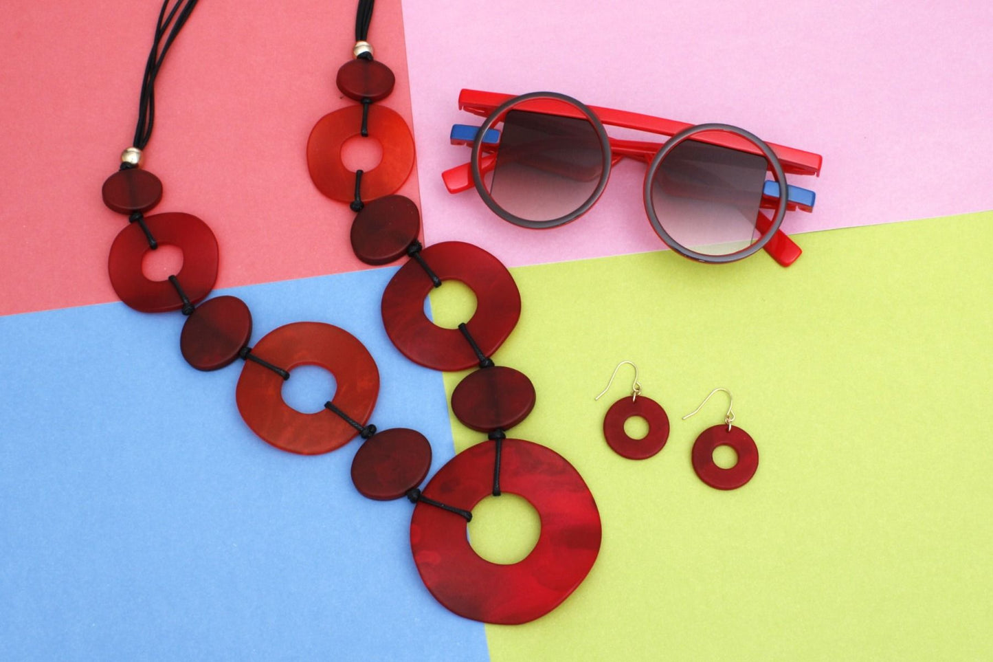 Long Linked Red Rings Black Cord Necklace Set