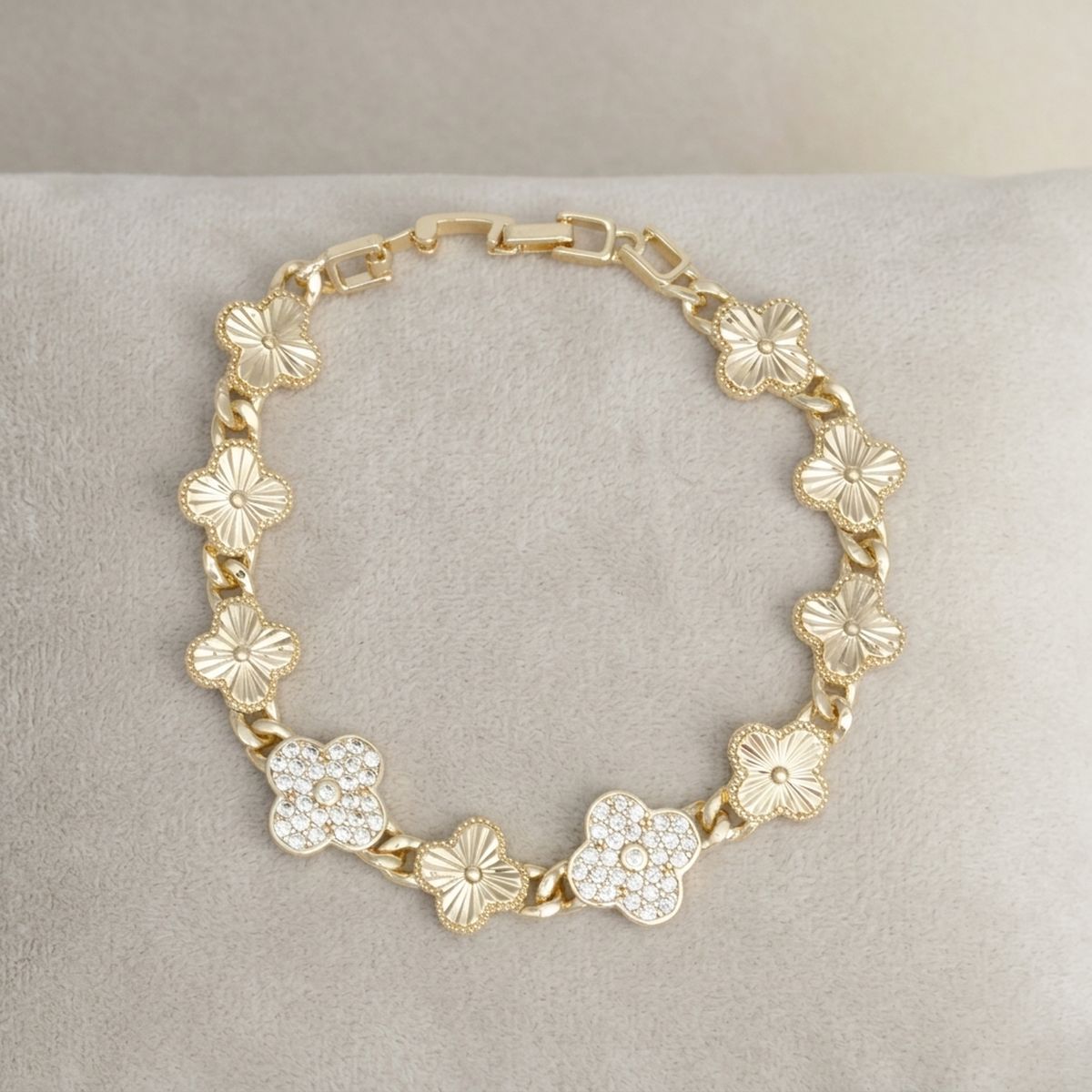 Chain Gold Quatrefoil Clover Link CZ Bracelet
