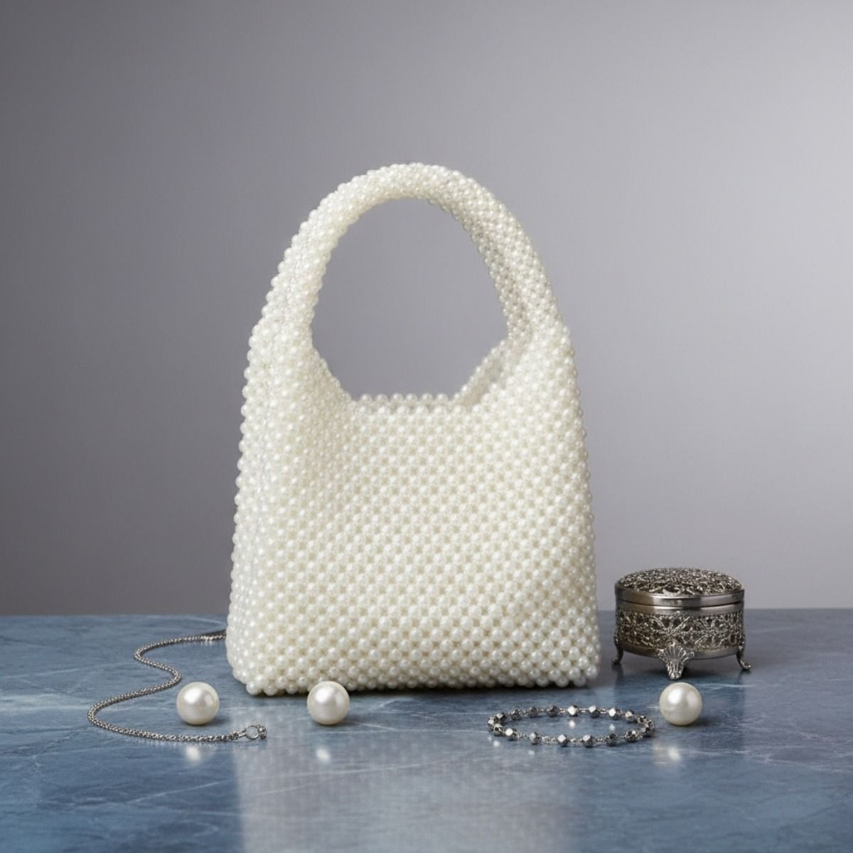 Top Handle Luxe Lady White Pearl Hollywood Handbag