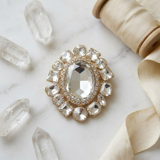 Oval Brooch Gold and Clear Glass Brilliant Pin